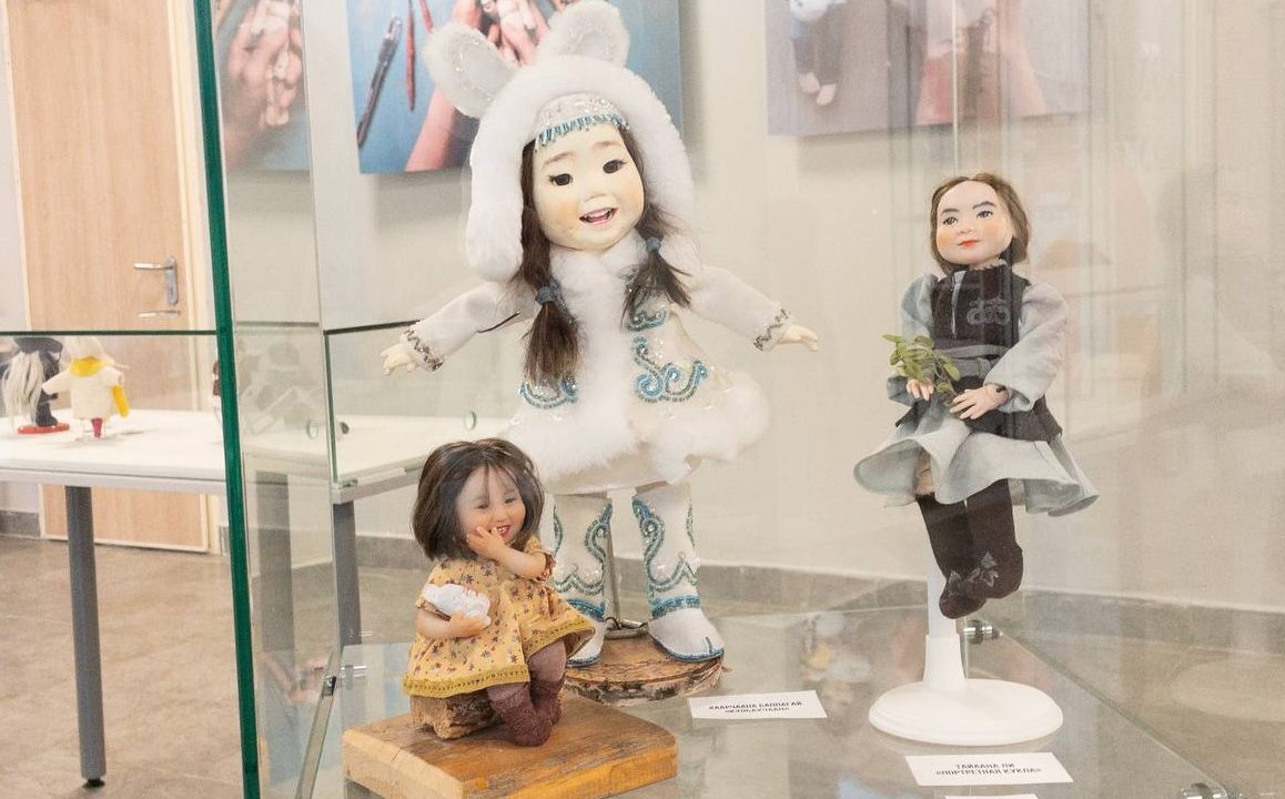 Выставка авторских кукол открылась в Якутске