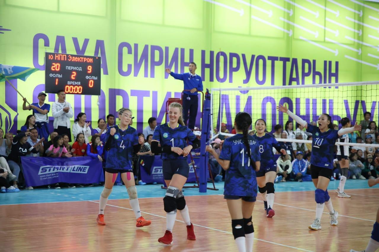 Чемпионат Якутии по волейболу среди женщин стартовал в селе Борогонцы