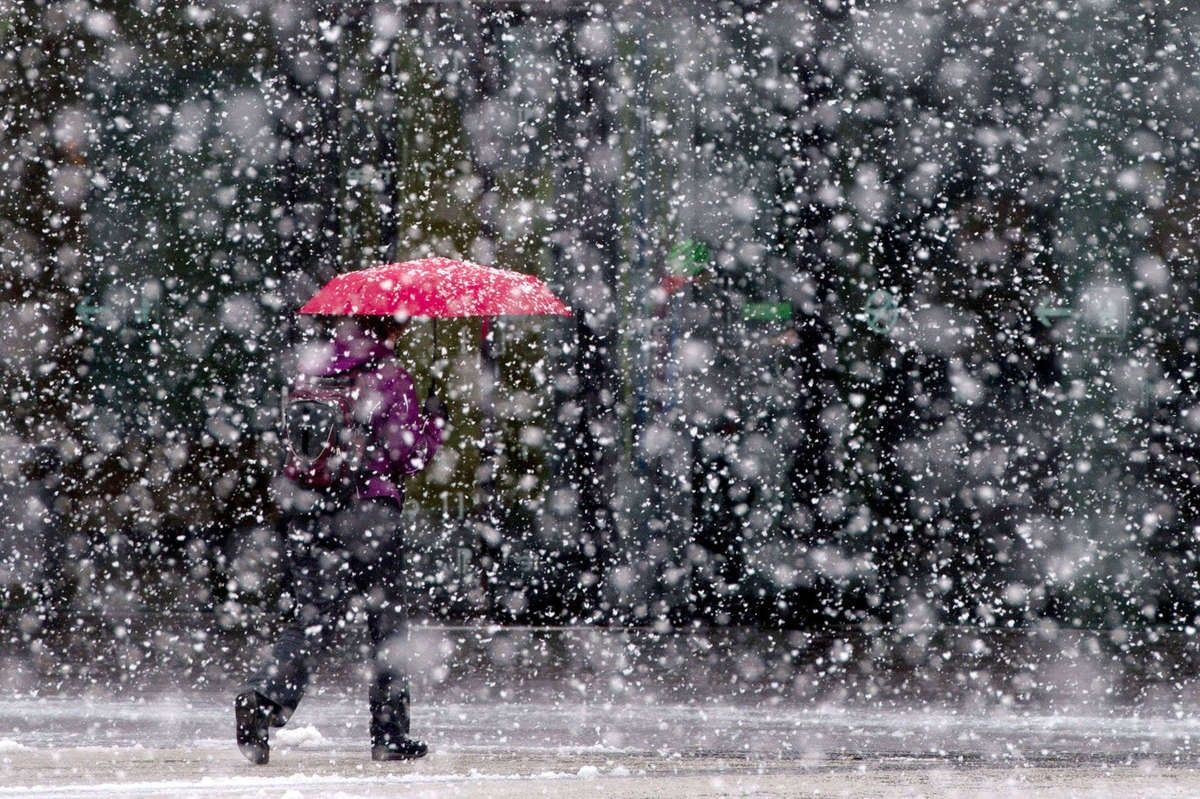 Синоптики прогнозируют мокрый снег на юге Якутии 10 апреля