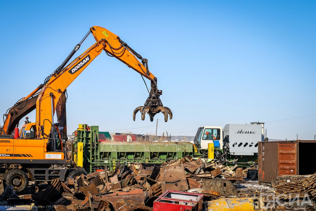 Более 80 тонн вывезенного из Арктики металлолома готовят к переработке в Якутии