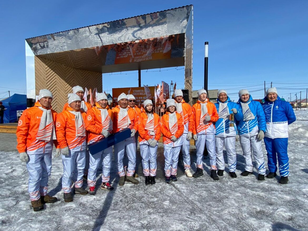 Эстафета огня игр «Дети Азии» прошла в Среднеколымском районе Якутии