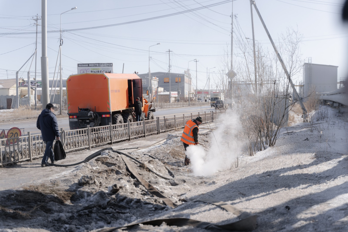 Противопаводковые мероприятия в усиленном режиме ведут в Якутске