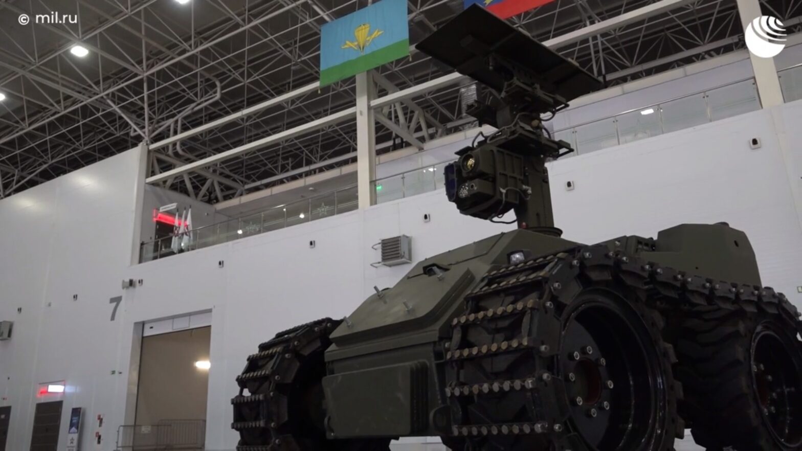 Многоцелевых транспортных роботов создали в России