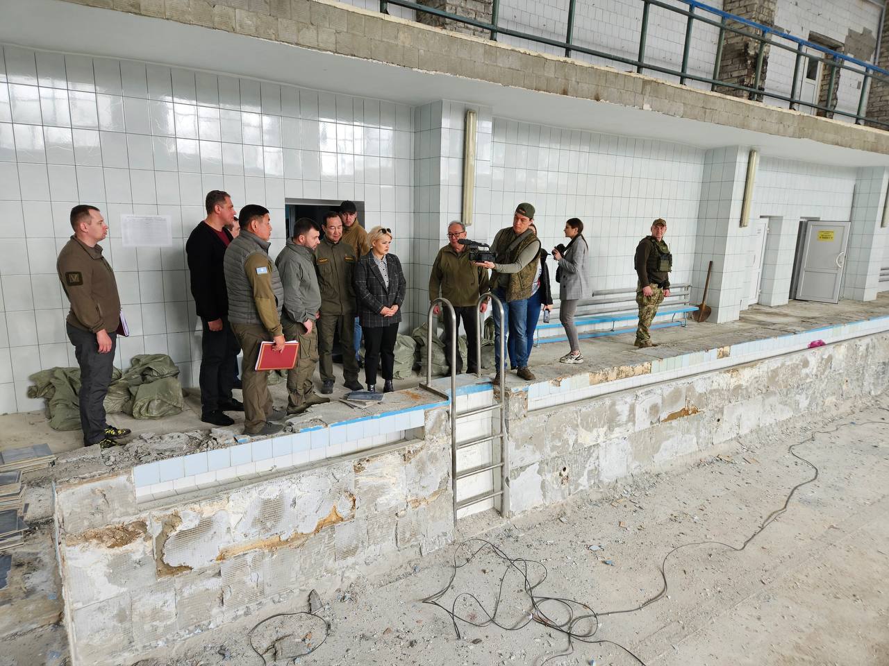 Андрей Федотов: Восстановительные работы в подшефном Докучаевске идут в хорошем темпе
