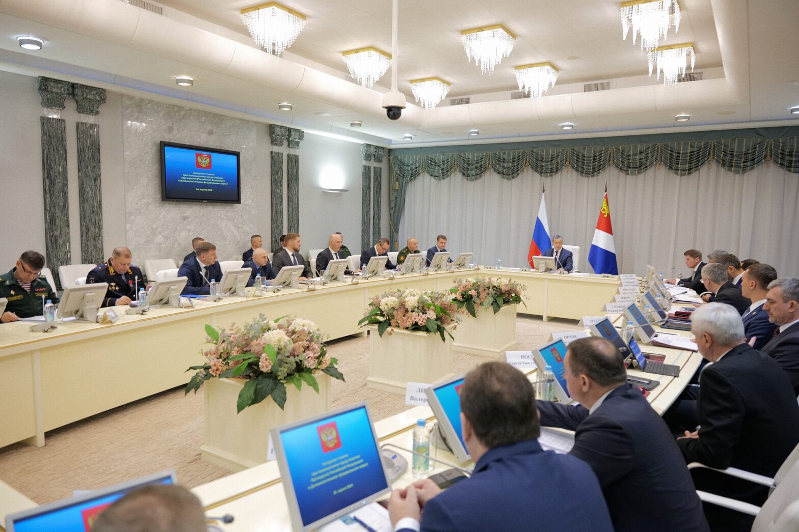 Айсен Николаев доложил о подготовке к паводкам в Якутии на Совете ДФО
