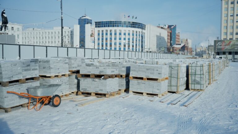 Благоустройство площади Ленина в Якутске должны завершить до 15 октября