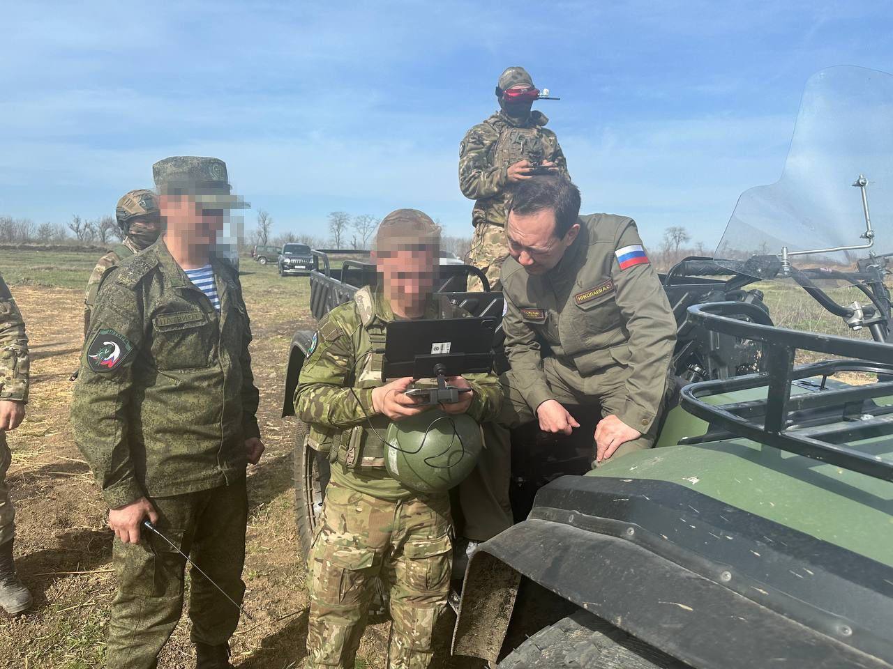 Глава Якутии посетил тренировочный полигон операторов БПЛА в зоне СВО