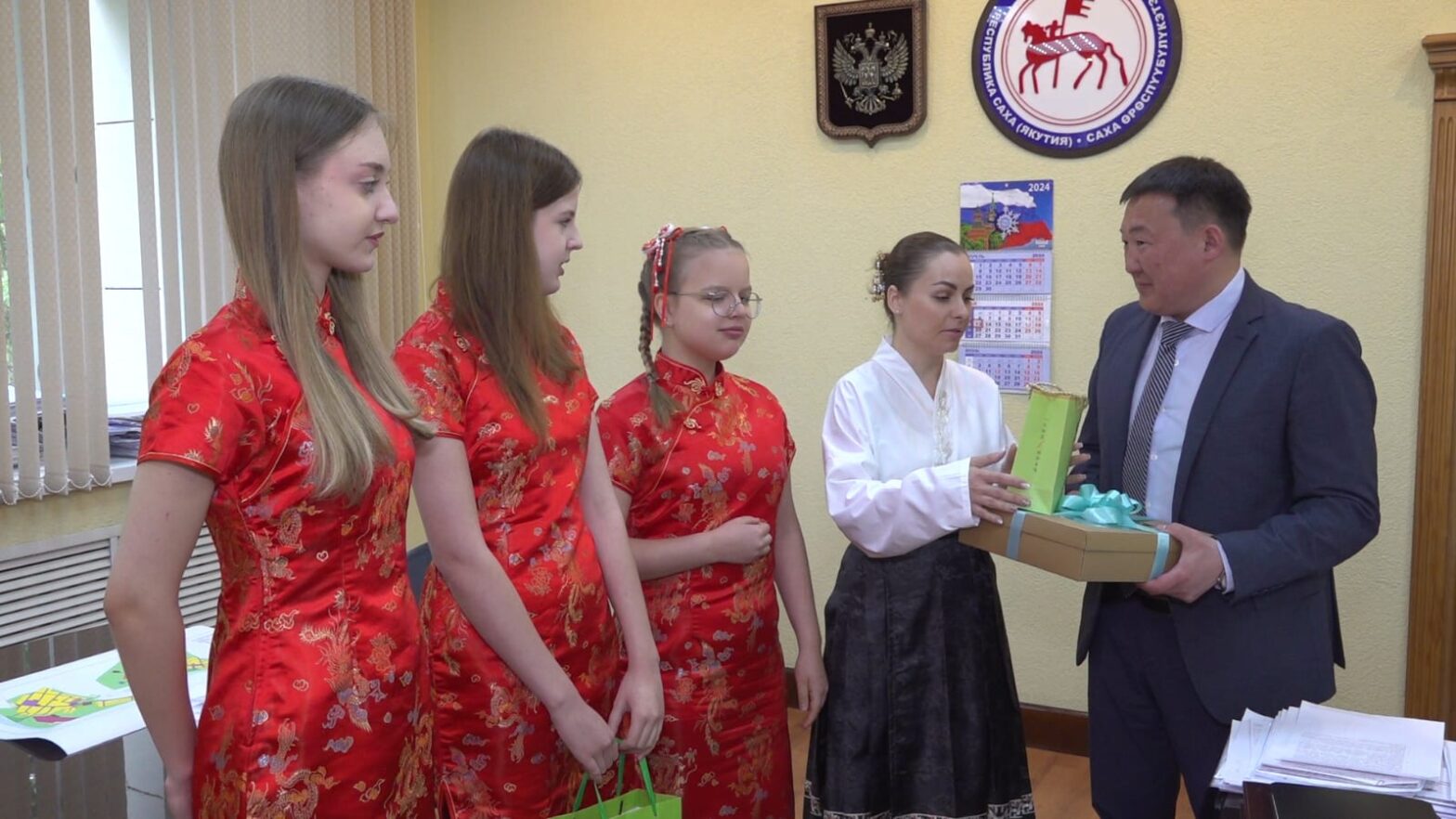 Школьницы из Ленска посетили Китай для изучения языка