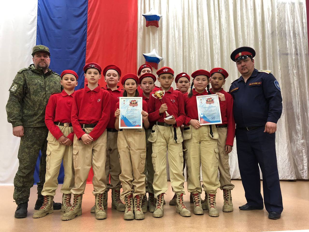 «Защитники будущего»: Алданские юнармейцы стали финалистами всероссийского комплекса