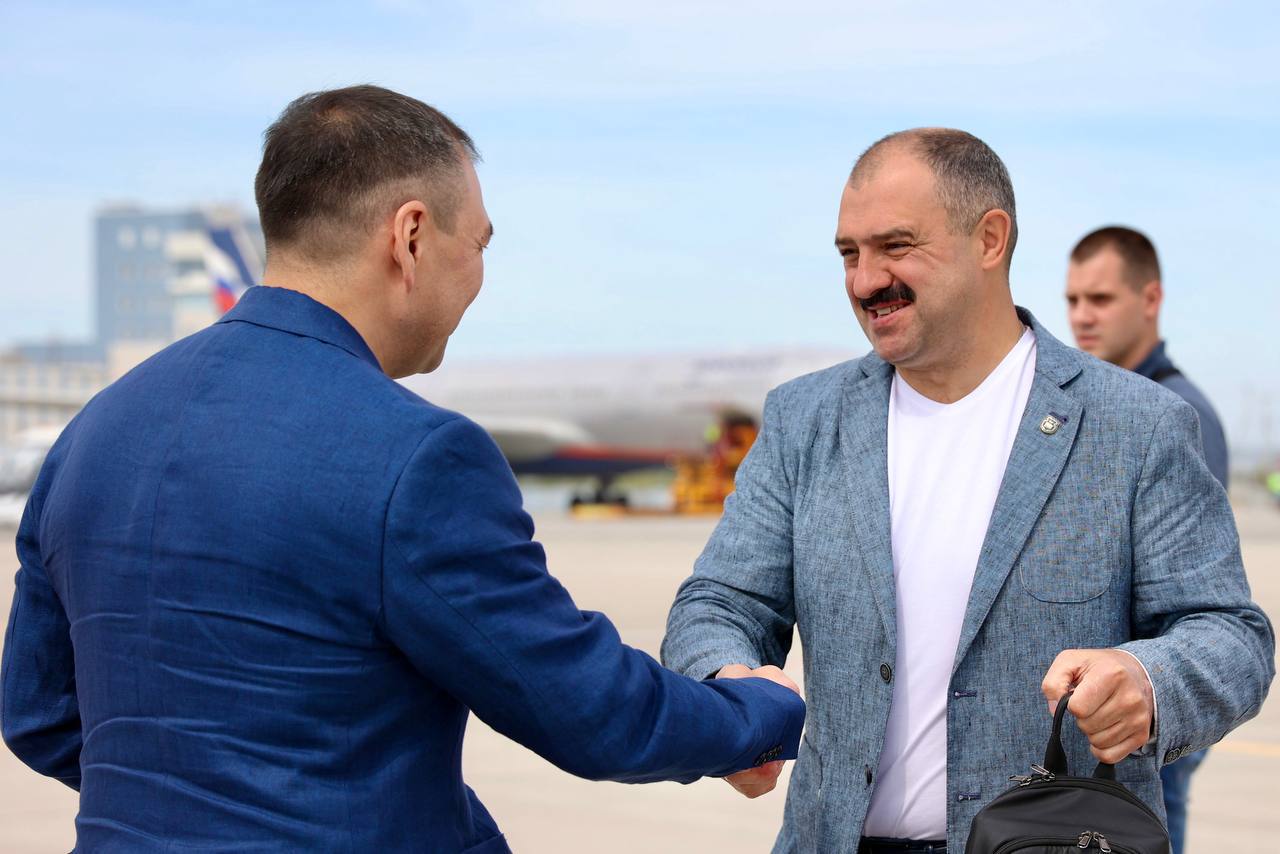 Президент национального олимпийского комитета Республики Беларусь Виктор Лукашенко прибыл в Якутск