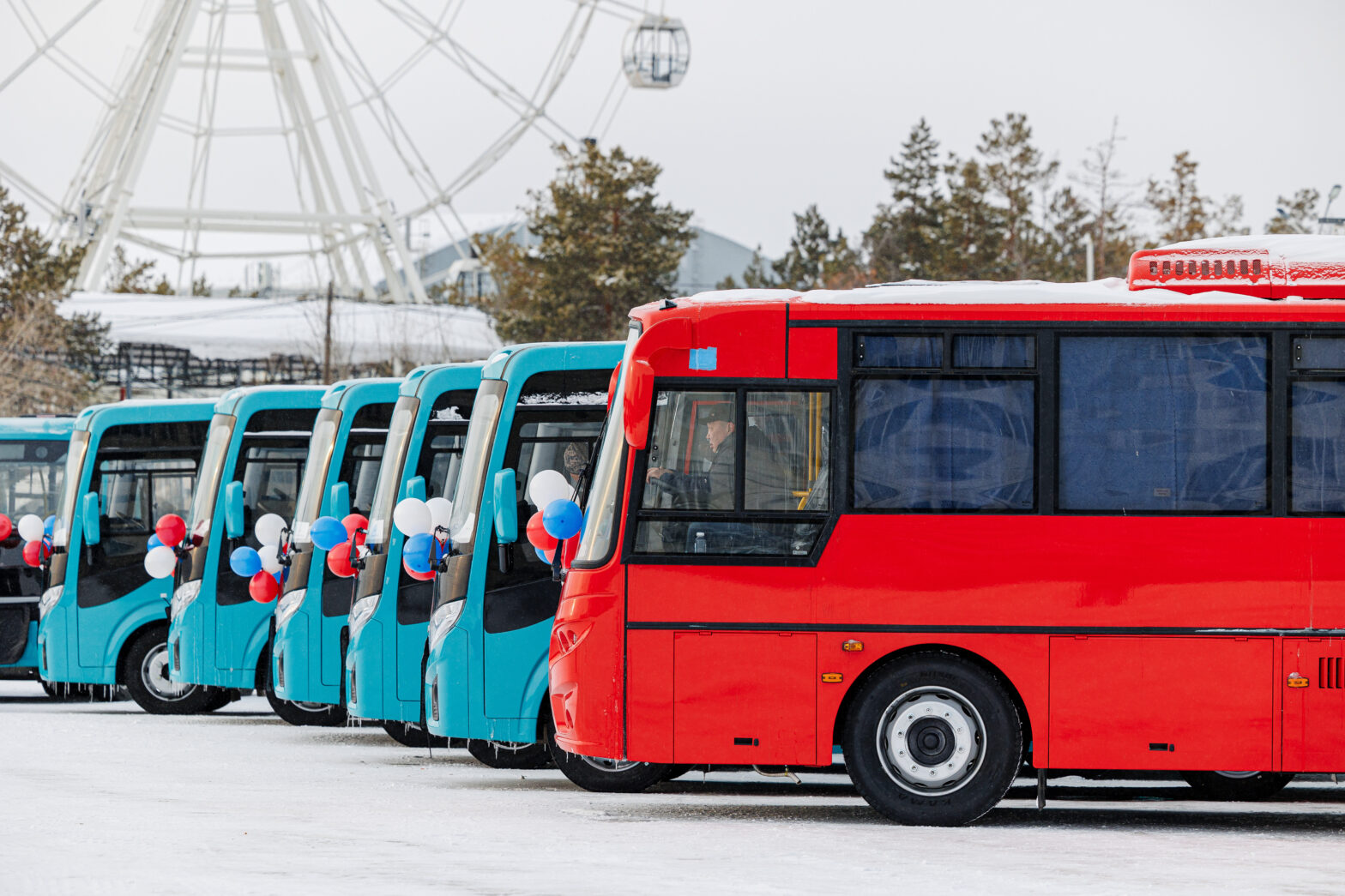 Новые автобусы выйдут на межпоселковые маршруты в Горном районе